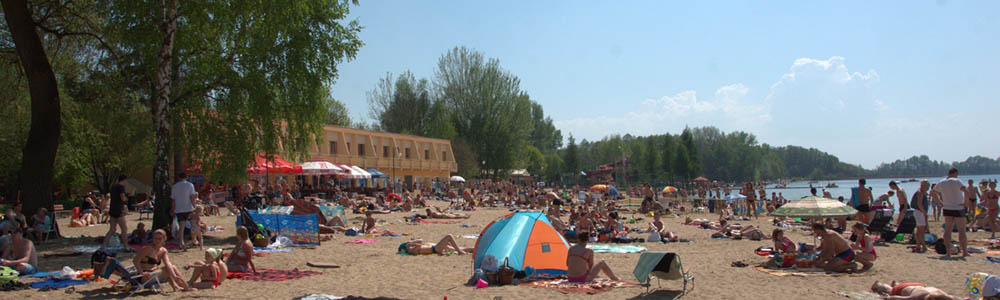 Resort lodging rooms house for rent restaurant food entertainment recreation Poland