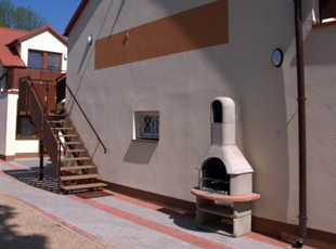 Resort lodging rooms house for rent restaurant food entertainment recreation Poland