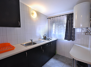 Resort lodging rooms house for rent restaurant food entertainment recreation Poland