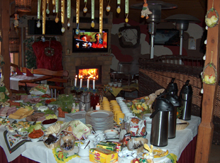 Resort lodging rooms house for rent restaurant food entertainment recreation Poland